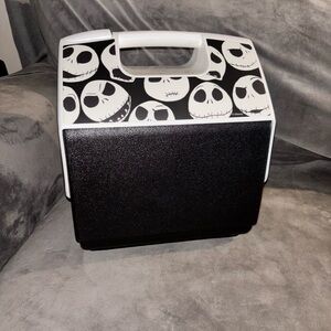 Like New Igloo Playmate Pal Mini cooler